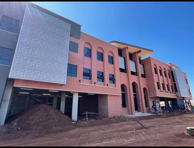 INDUSTRIAL PROPERTY TO RENT IN BRAKFONTEIN A H